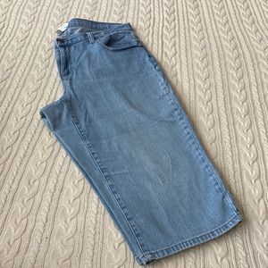 CJ Banks denim capris, size 18W